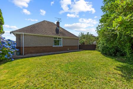 2 bedroom Semi-detached house for sale in Hendy Close, Derwen Fawr, Swansea, SA2