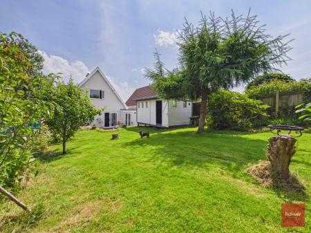 4 bedroom Detached house for sale in Alder Way, West Cross, Swansea, SA3