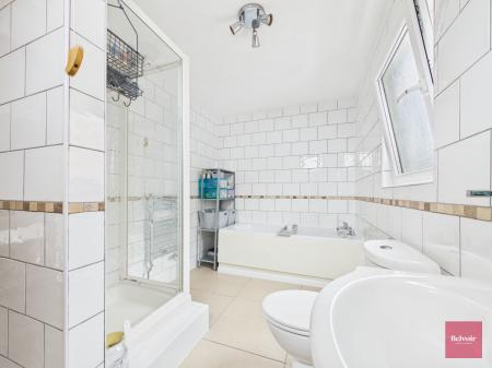 4 bedroom Detached house for sale in Alder Way, West Cross, Swansea, SA3