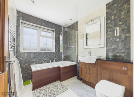 4 bedroom Detached house for sale in Sunningdale Avenue, Mayals, Swansea, SA3