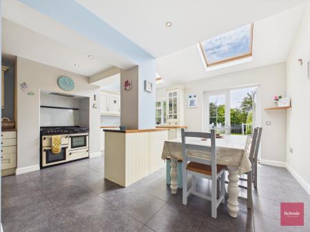 4 bedroom Detached house for sale in Sunningdale Avenue, Mayals, Swansea, SA3
