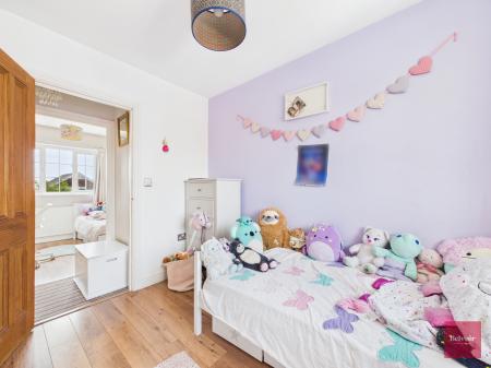 4 bedroom Detached house for sale in Sunningdale Avenue, Mayals, Swansea, SA3
