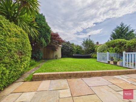 4 bedroom Detached house for sale in Sunningdale Avenue, Mayals, Swansea, SA3