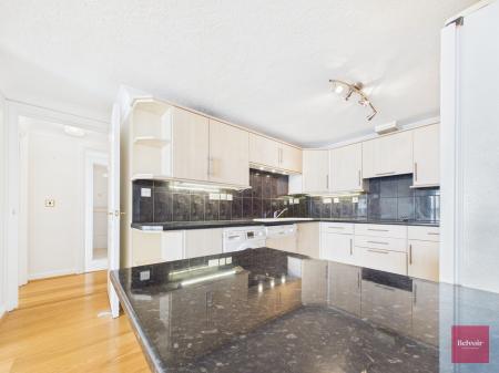 2 bedroom Flat for sale in Caswell Bay Court, Caswell, Swansea, SA3