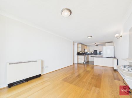 2 bedroom Flat for sale in Caswell Bay Court, Caswell, Swansea, SA3