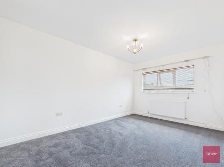 2 bedroom End of terrace house to let in New Mill Road, St Thomas, Swansea, SA2
