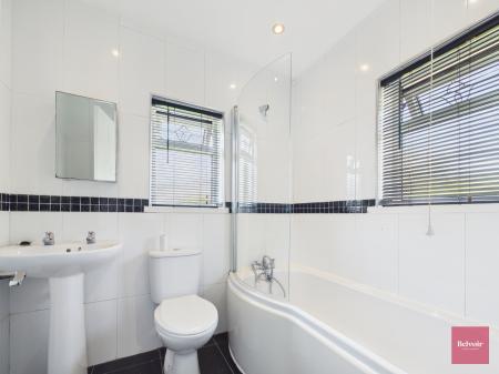 2 bedroom End of terrace house to let in New Mill Road, St Thomas, Swansea, SA2