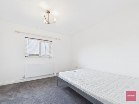 2 bedroom End of terrace house to let in New Mill Road, St Thomas, Swansea, SA2
