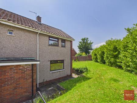 2 bedroom End of terrace house to let in New Mill Road, St Thomas, Swansea, SA2