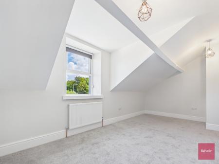 2 bedroom Maisonette to let in Mill Street, Gowerton, Swansea, SA4