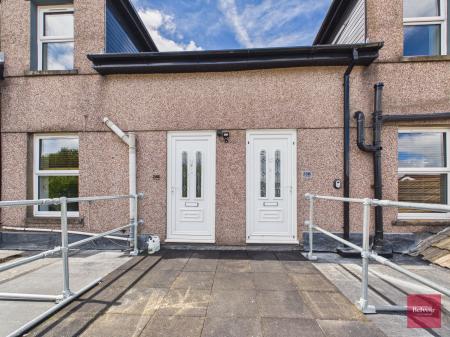 2 bedroom Maisonette to let in Mill Street, Gowerton, Swansea, SA4