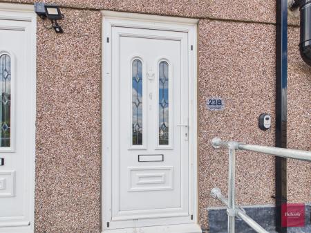 2 bedroom Maisonette to let in Mill Street, Gowerton, Swansea, SA4