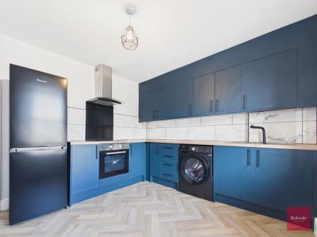 2 bedroom Maisonette to let in Mill Street, Gowerton, Swansea, SA4