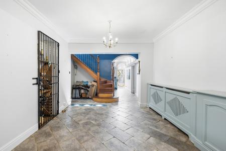 4 bedroom Detached house for sale in Southward Lane, Langland, Swansea, SA3