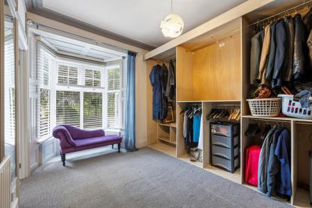 4 bedroom Detached house for sale in Southward Lane, Langland, Swansea, SA3