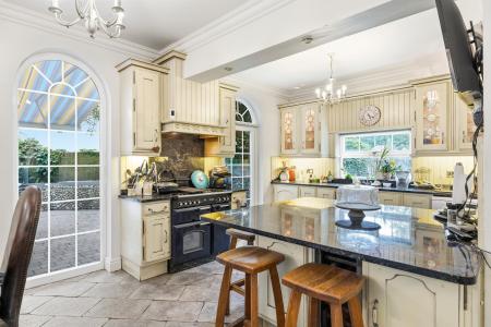 4 bedroom Detached house for sale in Southward Lane, Langland, Swansea, SA3