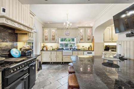 4 bedroom Detached house for sale in Southward Lane, Langland, Swansea, SA3