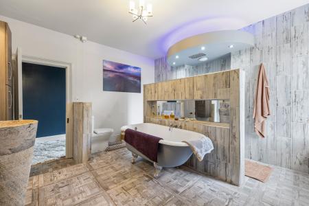 4 bedroom Detached house for sale in Southward Lane, Langland, Swansea, SA3