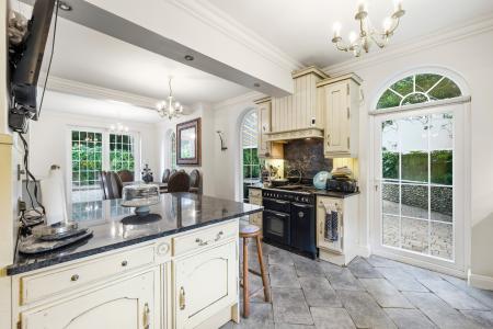 4 bedroom Detached house for sale in Southward Lane, Langland, Swansea, SA3