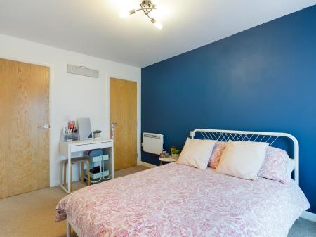 1 bedroom Flat for sale in Phoebe Road, Swansea, SA1