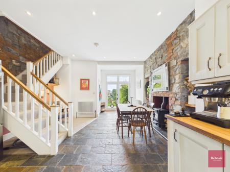 3 bedroom Town house for sale in Overland Road, Mumbles, Swansea, SA3