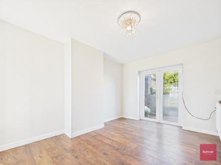 3 bedroom Terraced House to let in Pantycelyn Road, Townhill, Swansea, SA1