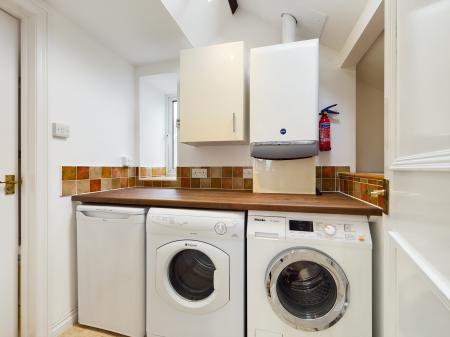 2 bedroom Flat to let in Penmaen Terrace, Uplands, Swansea, SA1