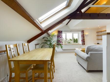 2 bedroom Flat to let in Penmaen Terrace, Uplands, Swansea, SA1