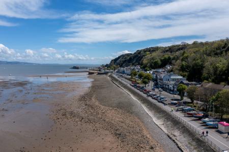 1 bedroom Flat to let in Mumbles Road, Mumbles, Swansea, SA3