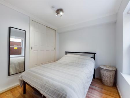 1 bedroom Flat to let in Mumbles Road, Mumbles, Swansea, SA3