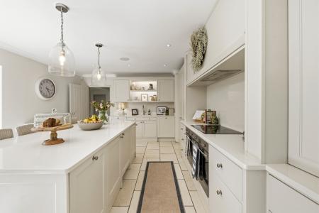 5 bedroom Detached house for sale in Brynfield Road, Langland, Swansea, SA3