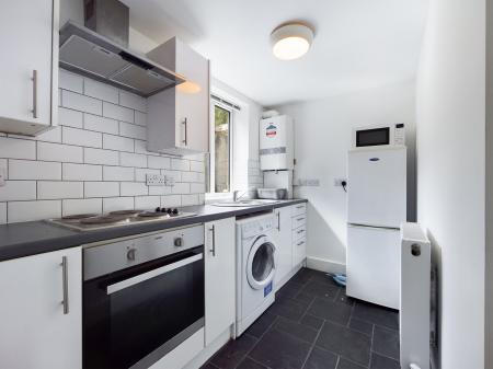 1 bedroom Ground floor flat to let in Heathfield, Mount Pleasant, Swansea, SA1