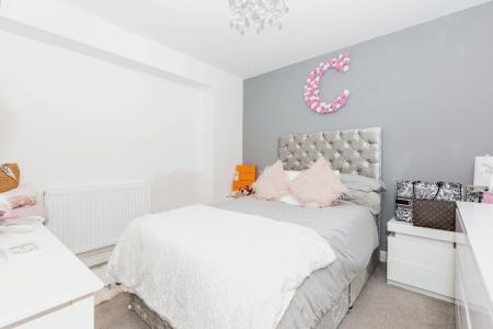4 bedroom Semi-detached house for sale in Beaconsfield Way, Sketty, Swansea, SA2