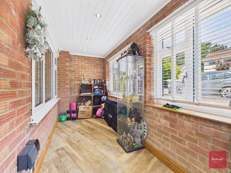 4 bedroom Semi-detached house for sale in Beaconsfield Way, Sketty, Swansea, SA2