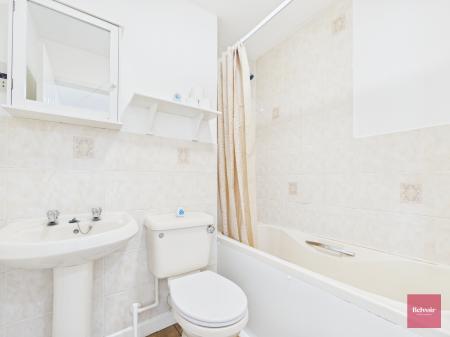 2 bedroom Terraced House to let in Clos Ysbyty, Cimla, Neath, SA11