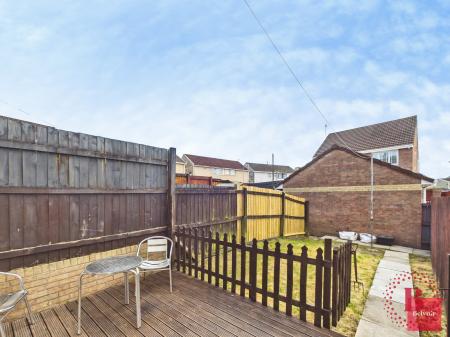 2 bedroom Terraced House to let in Clos Ysbyty, Cimla, Neath, SA11