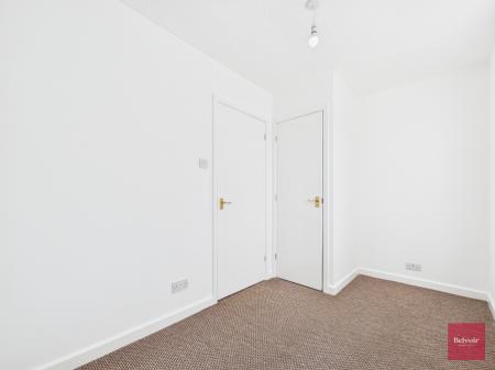 2 bedroom Terraced House to let in Clos Ysbyty, Cimla, Neath, SA11