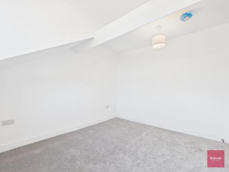 2 bedroom Maisonette to let in Mill Street, Gowerton, Swansea, SA4
