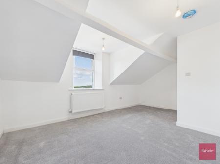 2 bedroom Maisonette to let in Mill Street, Gowerton, Swansea, SA4