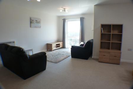 2 bedroom Duplex to let in Prince Apartments, Copper Quarter, Swansea, SA1