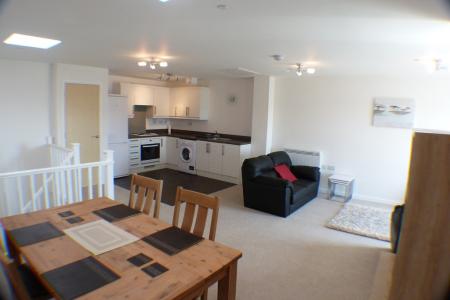 2 bedroom Duplex to let in Prince Apartments, Copper Quarter, Swansea, SA1