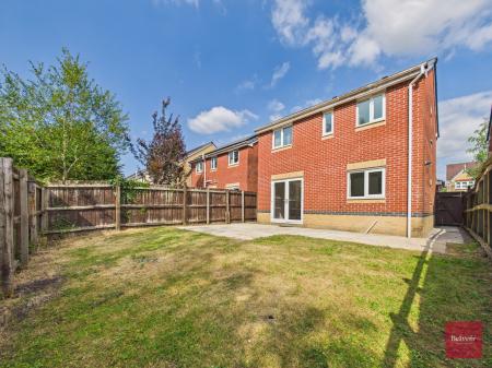 3 bedroom Detached house to let in Golwg Y Coed, Birchgrove, Swansea, SA7