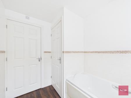 3 bedroom Detached house to let in Golwg Y Coed, Birchgrove, Swansea, SA7