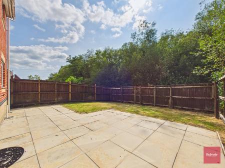 3 bedroom Detached house to let in Golwg Y Coed, Birchgrove, Swansea, SA7
