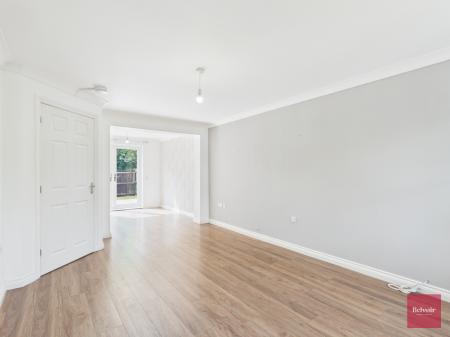 3 bedroom Detached house to let in Golwg Y Coed, Birchgrove, Swansea, SA7