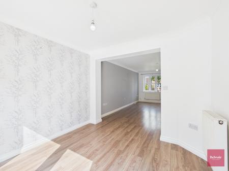 3 bedroom Detached house to let in Golwg Y Coed, Birchgrove, Swansea, SA7