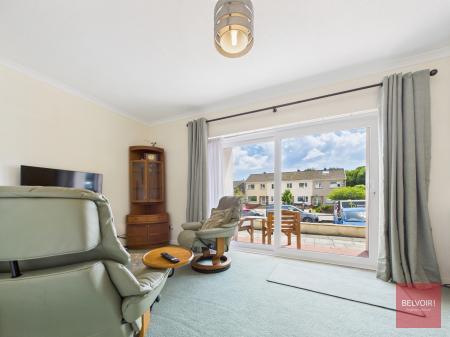 1 bedroom Flat to let in Vanewood Court, Plunch Lane, Mumbles, Swansea, SA3