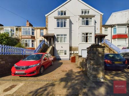2 bedroom Flat to let in Penmaen Terrace, Uplands, Swansea, SA1