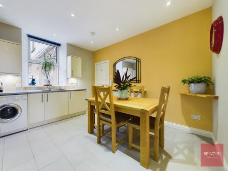 2 bedroom Flat to let in Penmaen Terrace, Uplands, Swansea, SA1