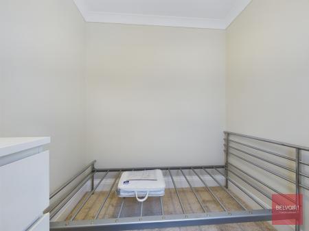 2 bedroom Flat to let in Penmaen Terrace, Uplands, Swansea, SA1